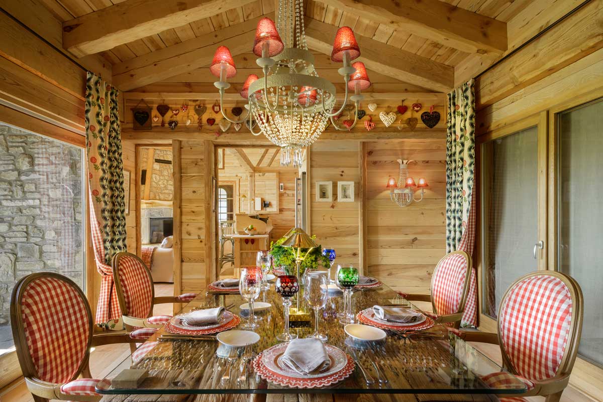 El comedor del Chalet Viñas de Lárrede