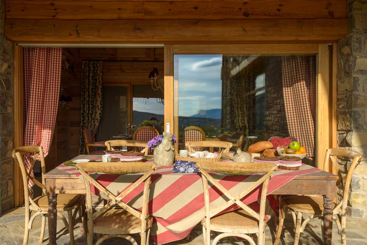 El comedor del Chalet Viñas de Lárrede