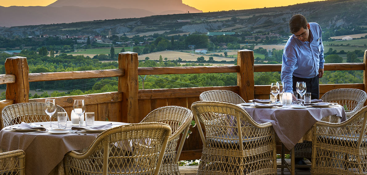 Terraza panorámica Hotel Viñas de Larrede